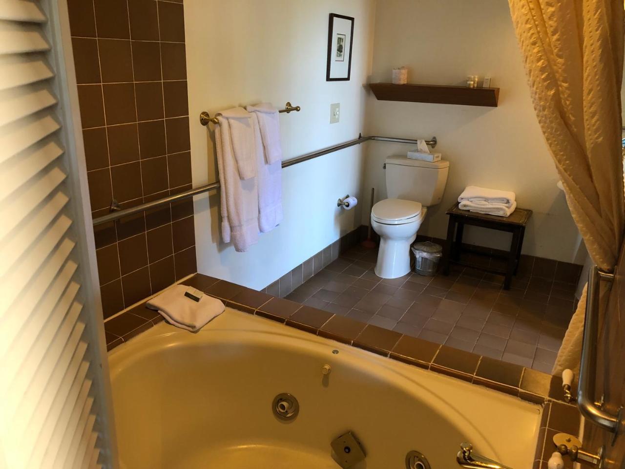 Mountain Home Inn Мил Вали Екстериор снимка
